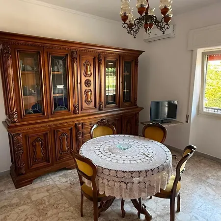 Casa Solare Al Mare 아파트